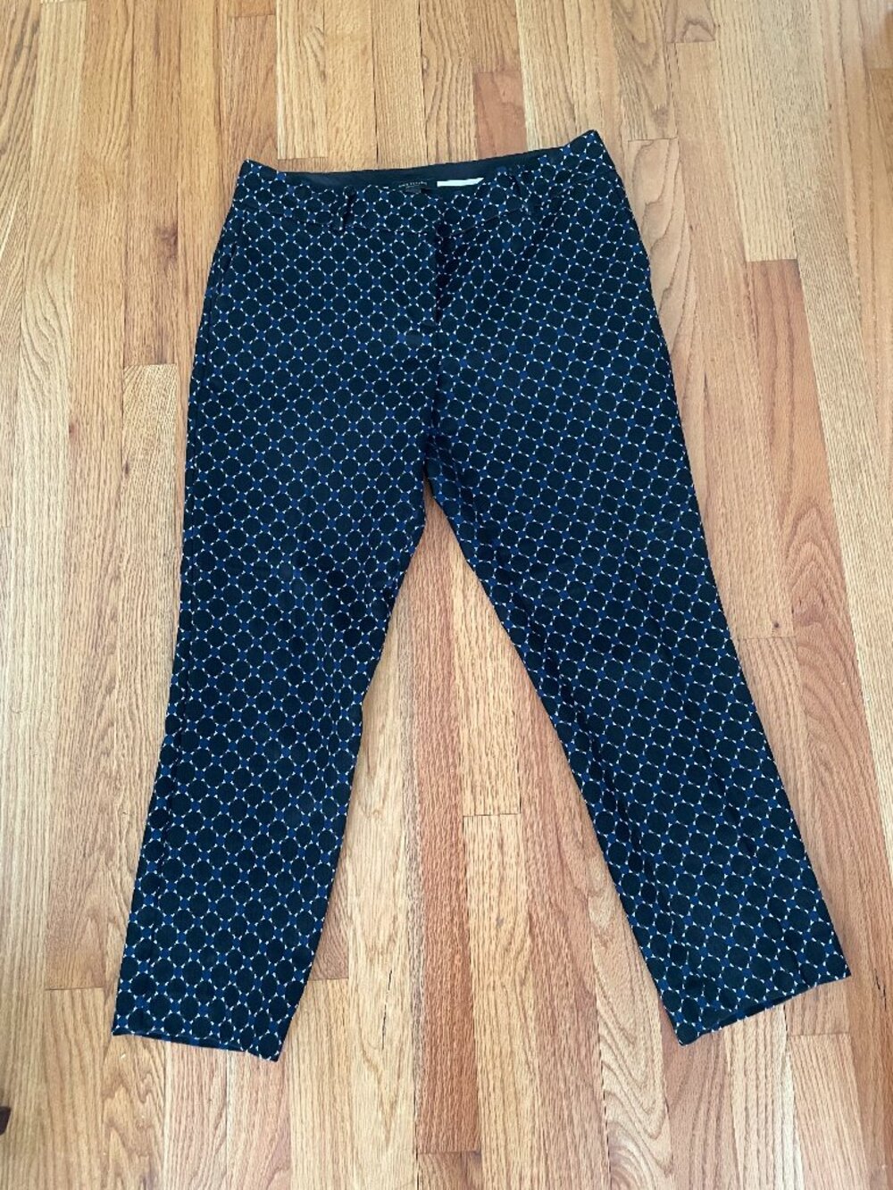 EUC Ann Taylor Devin Fit Ankle Pants Sz 8 - Navy Geometric Print for Work